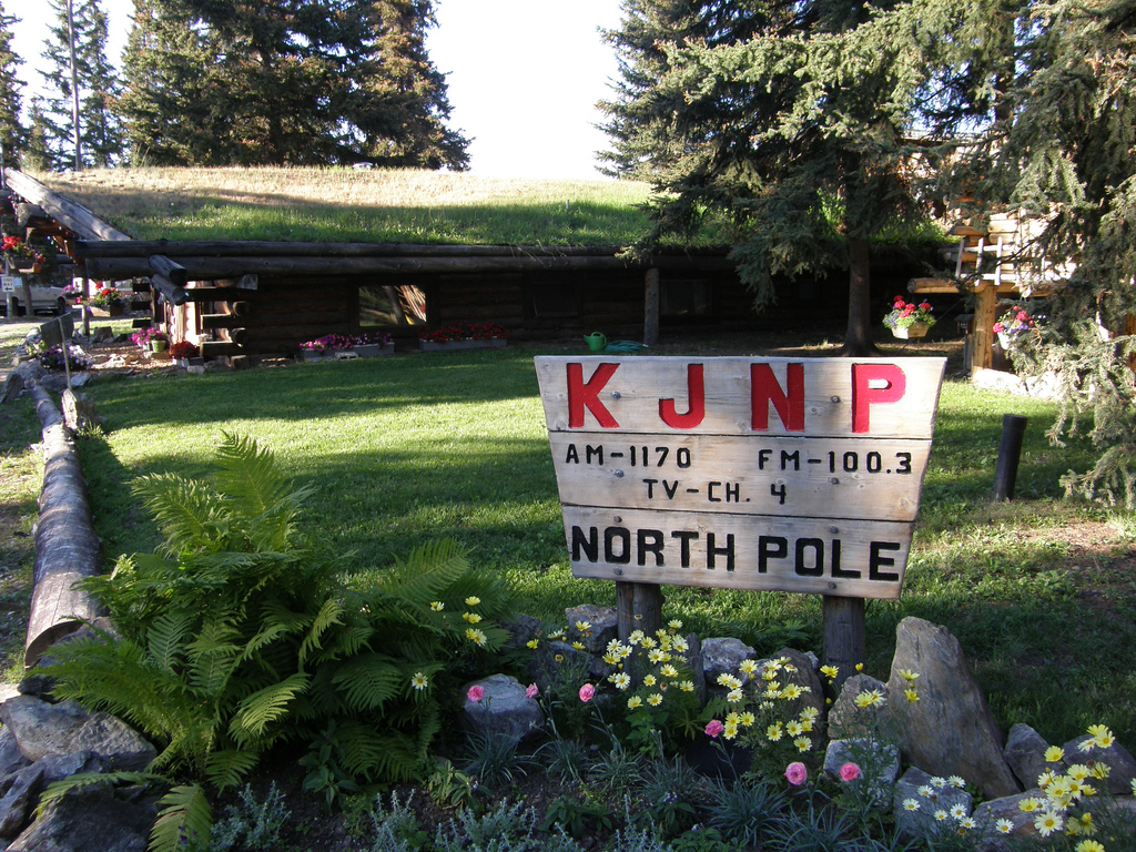 KJNP-North-Pole-Alaska-1170-AM-100.3-FM-and-Channel-4-Television